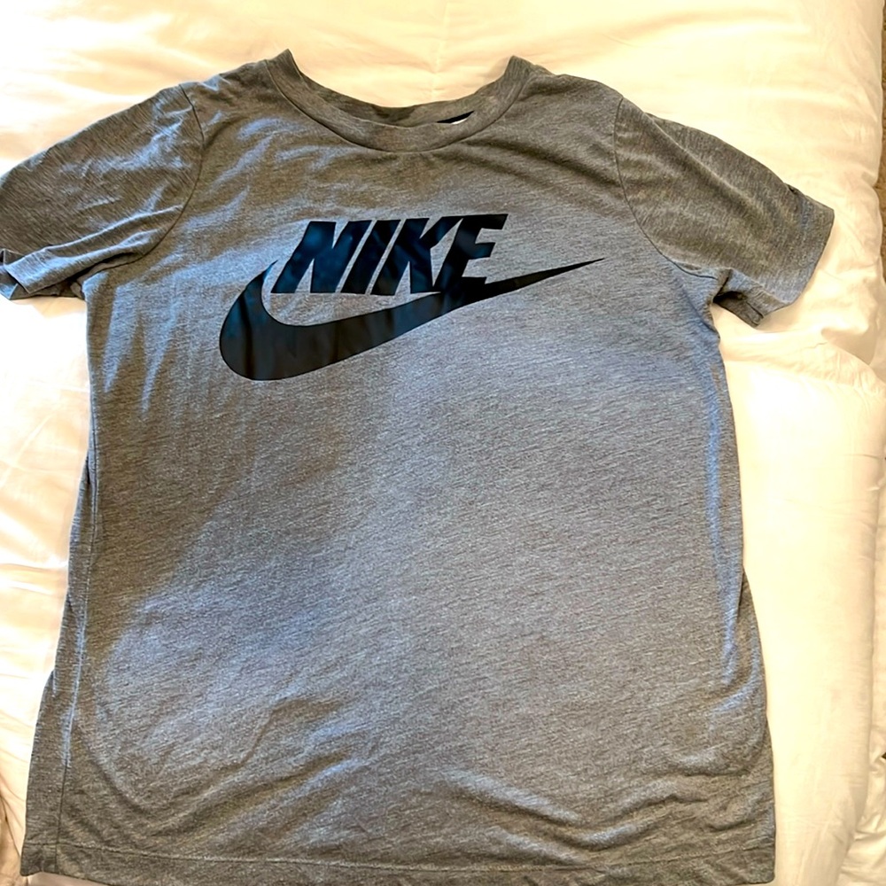 Nike T shirt